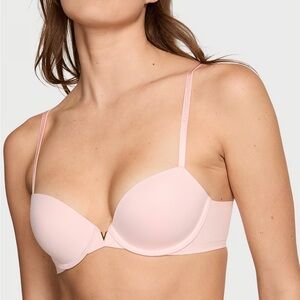Victoria's Secret pink smooth lightly lined plunge demi lined bra 32DDD 32F